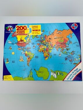 World Map 200-Piece Jigsaw Puzzle - Blue & Multicolor
